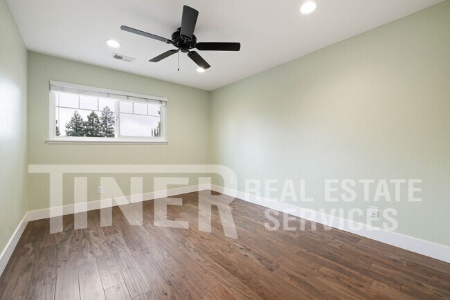 Building Photo - 6982 Pampas Way