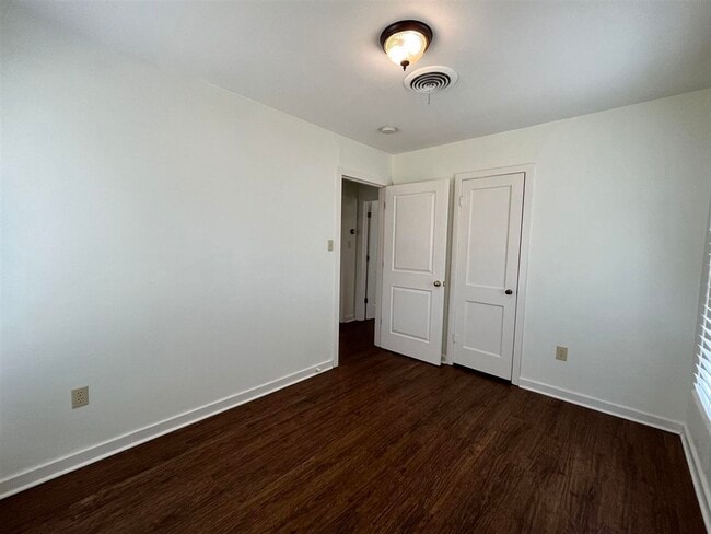 Building Photo - 4300 McCutchen Ave
