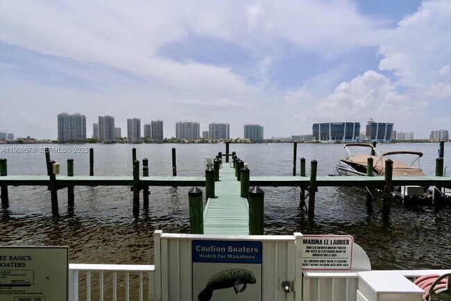 Building Photo - 17800 N Bay Rd