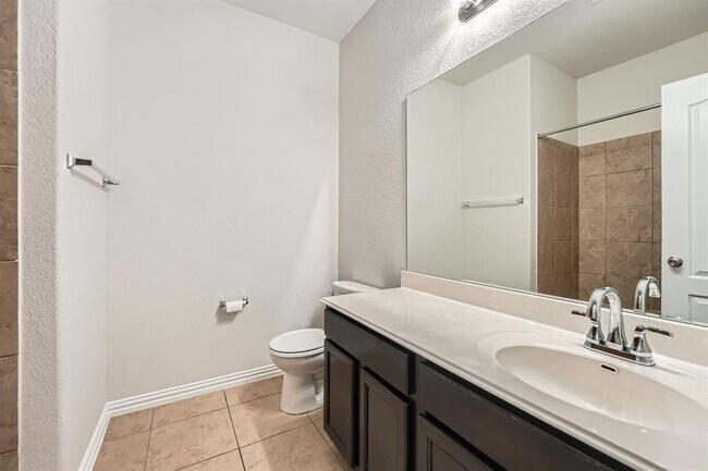 Building Photo - 2416 Lynx Court