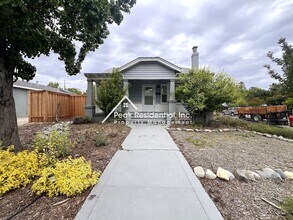 Building Photo - Charming Tahoe Park 2bd/1ba House