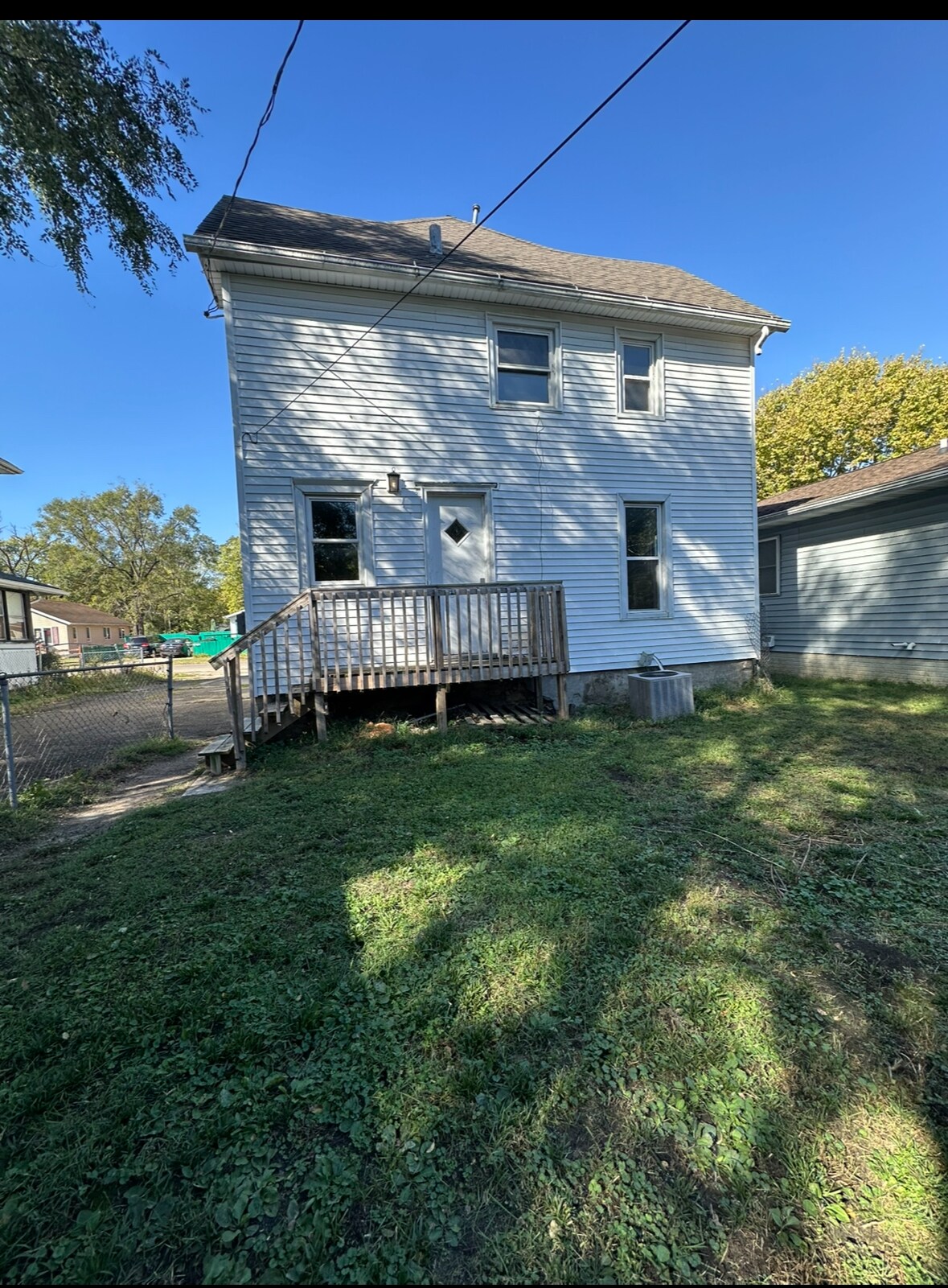 Building Photo - 430 Florence St