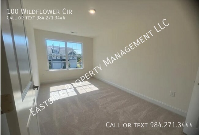 Building Photo - 100 Wildflower Cir