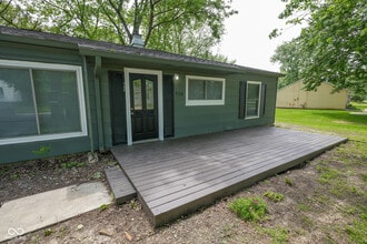 Building Photo - 710 Brooks Dr