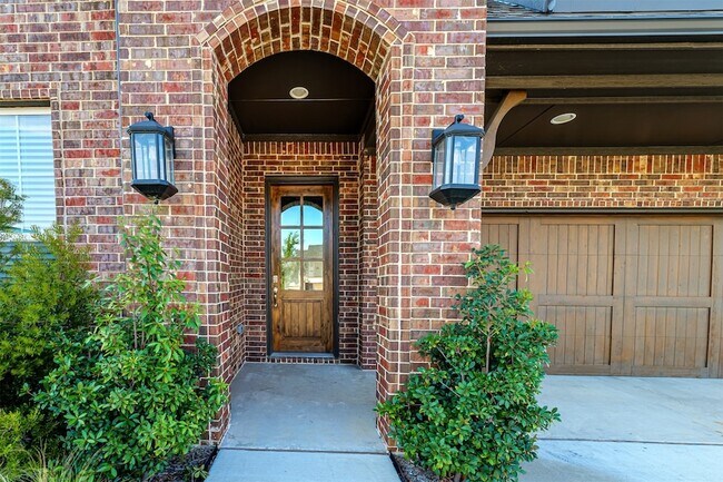 Building Photo - 764 Tallgrass Dr