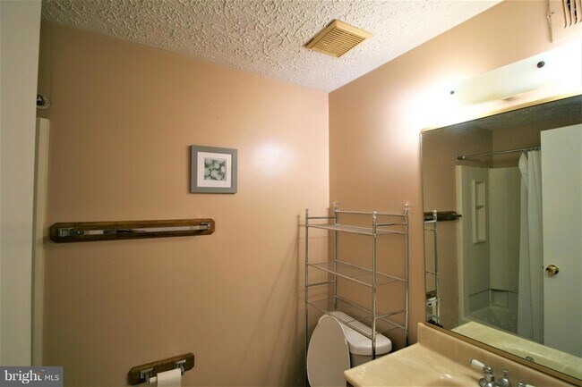 Building Photo - 19517 Gunners Branch Rd