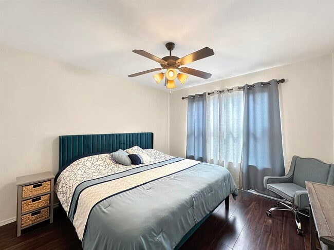Building Photo - 5714 Montevista Dr