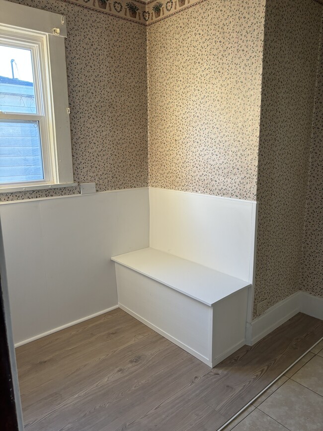 Building Photo - 1765 N Monroe St