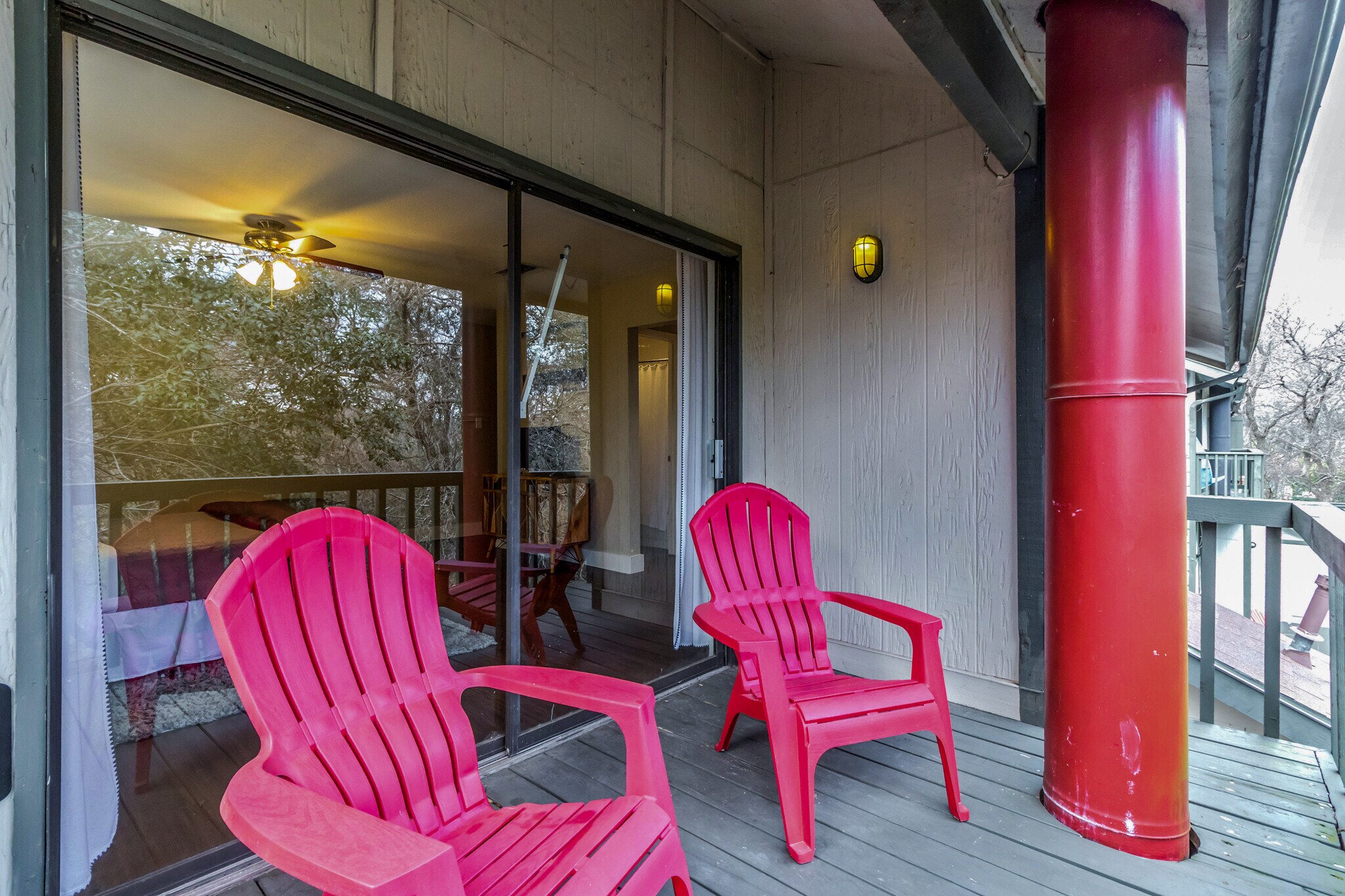 Building Photo - 2008 Jones Rd