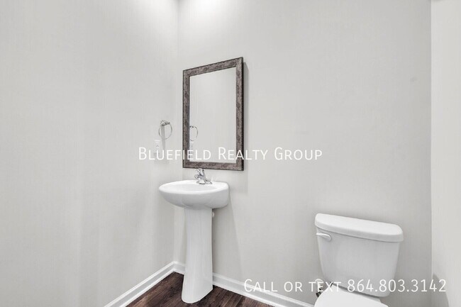 Building Photo - 1313 Chamomile Ct