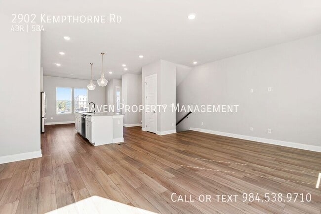 Building Photo - 2902 Kempthorne Rd