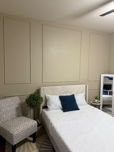 Building Photo - 860 N Orange Ave