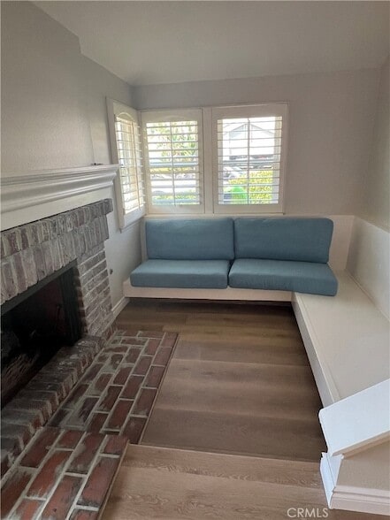 Building Photo - 26 Alderbrook