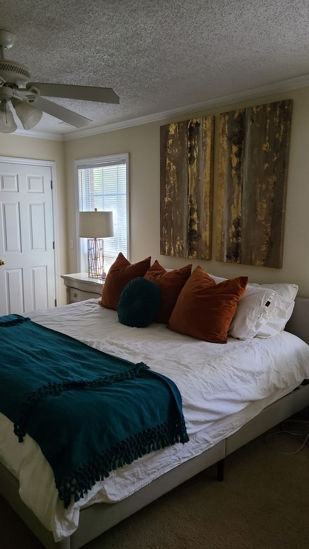 Building Photo - 9514 Society Hill Rd