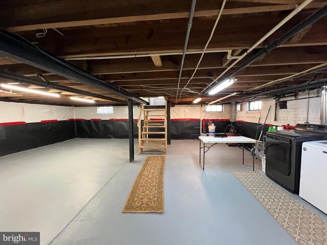 Building Photo - 1502 Greycourt Ave