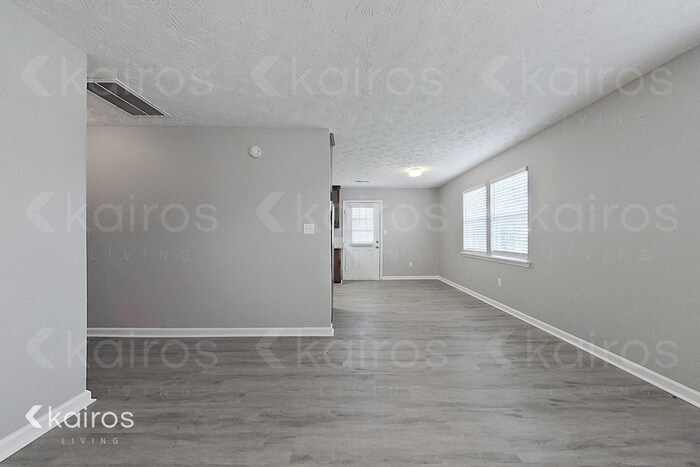 Building Photo - 200 Deer Pkwy