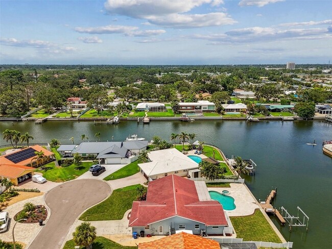 Building Photo - 4328 40th St S