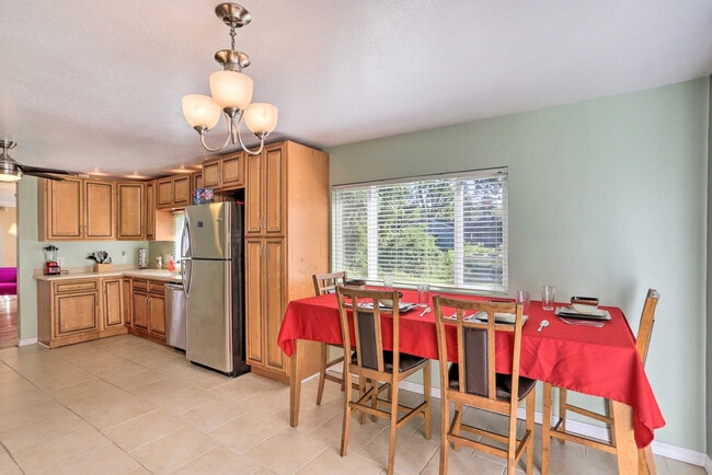 Building Photo - 6851 Nebraska Ave