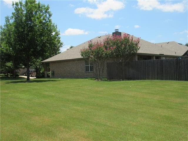 Building Photo - 4411 Shady Elm Dr