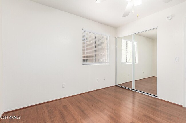 Building Photo - 13627 N Hamilton Dr