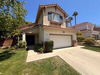 Building Photo - Spacious 4BD/2.5BA Home in Sorrento Valley with Pool, Backyard Patio & 2-Car Garage