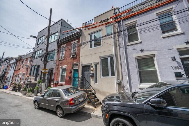 Building Photo - 1770 Waterloo St