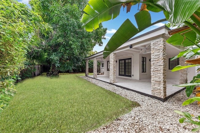 Building Photo - 7525 Adventure Ave