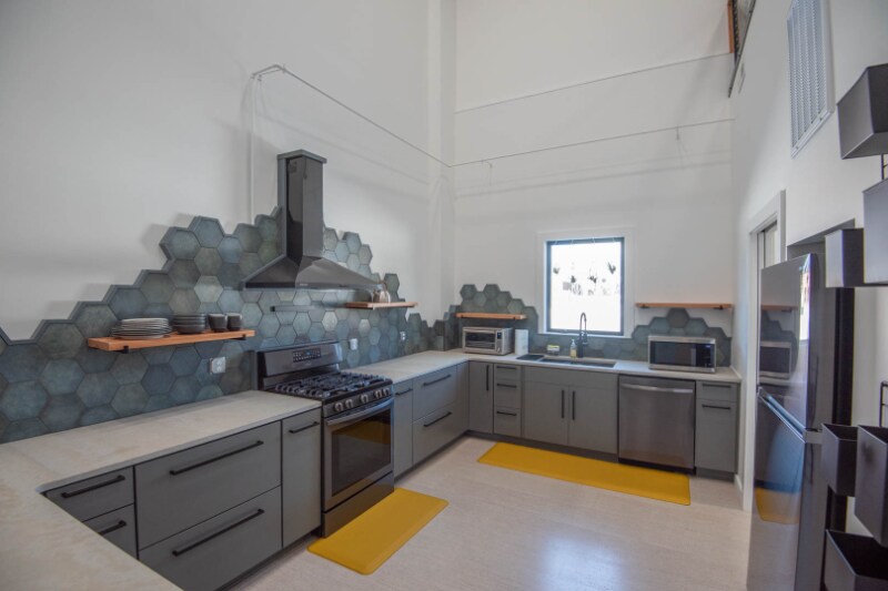 Building Photo - 215 S Jefferson Ave