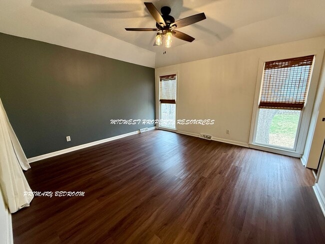 Building Photo - Amazing 3 Bedroom Home!