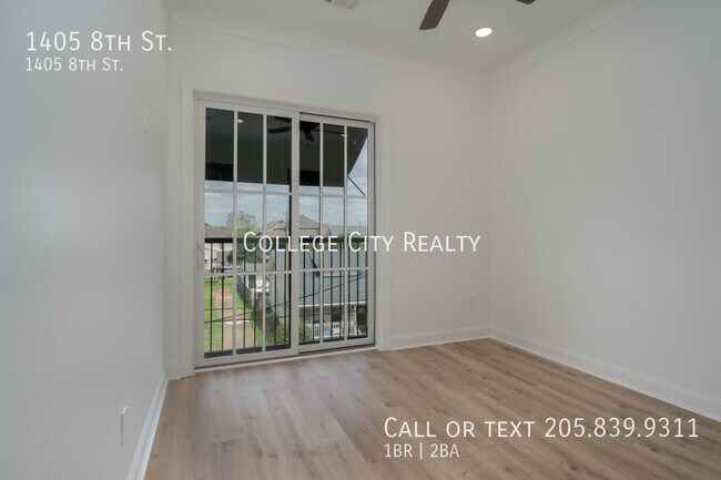 Building Photo - 1405 8th St