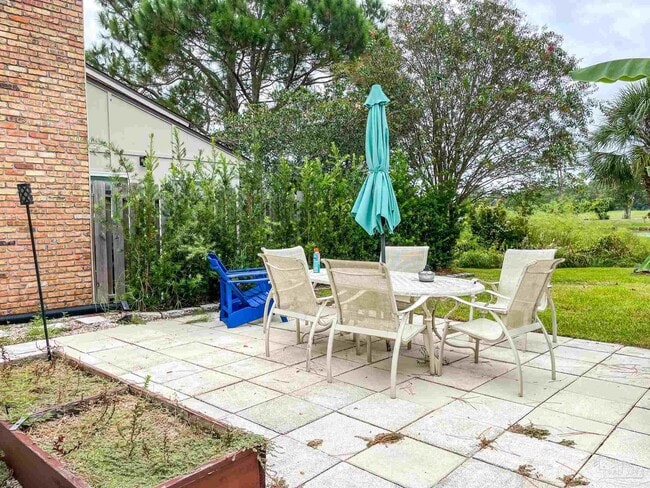 Building Photo - 4836 Huron Dr