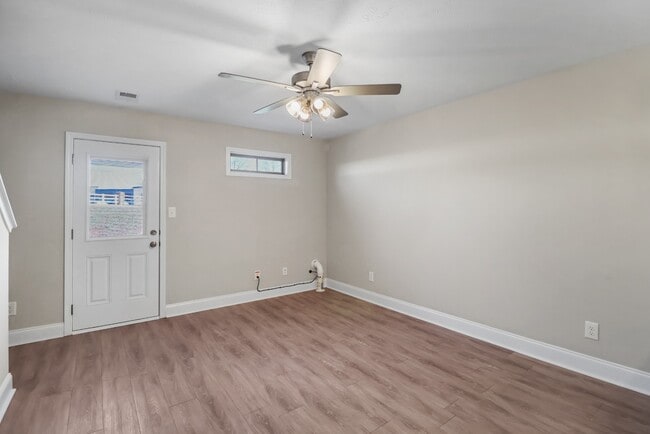 Building Photo - 1000 Henry Pl Blvd