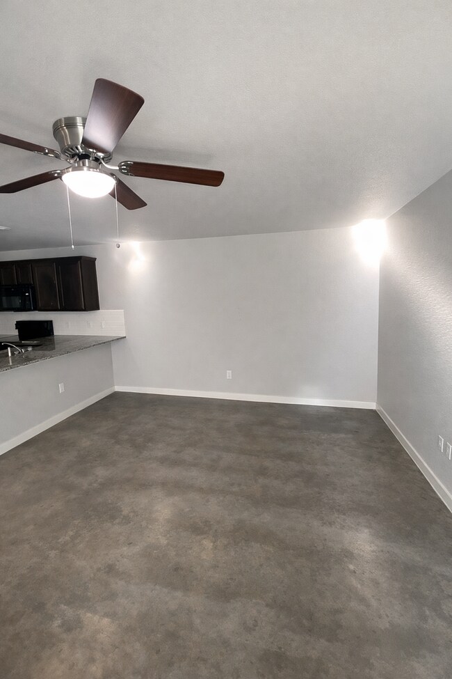 Building Photo - 1418 Shoshoni Trail