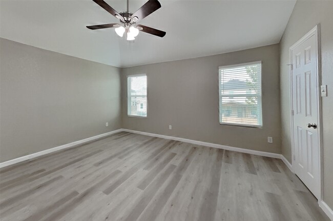 Building Photo - 16778 N Thrasher Dr