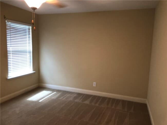 Building Photo - 8195 Savage Loop