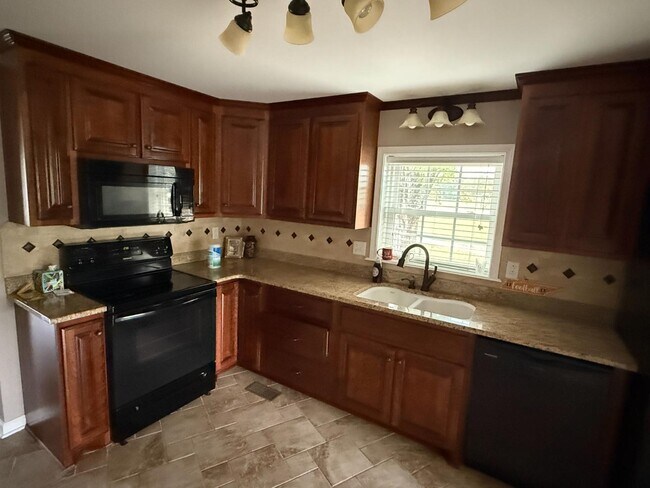 Building Photo - 3125 Hwy 49 E