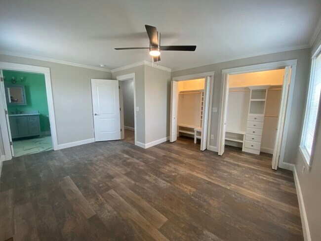 Building Photo - Brand new construction 5 bedroom 3 bath wi...