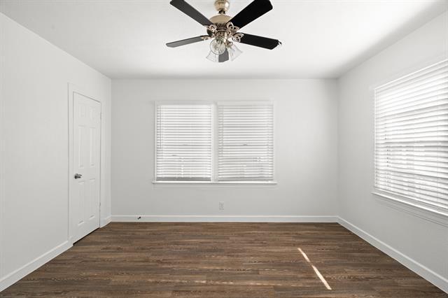 Building Photo - 612 W 5th St