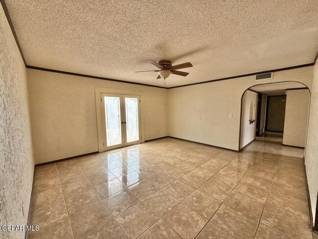 Building Photo - 966 Geronne Dr