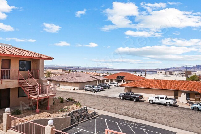 Building Photo - PRIME DOWNTOWN LOCATION!