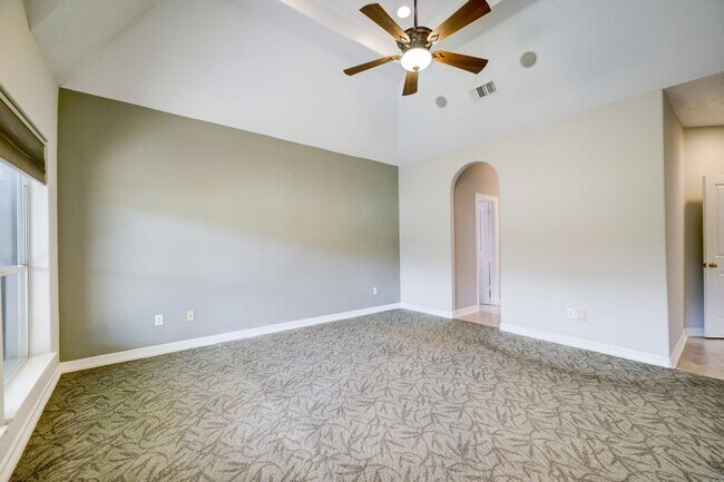 Building Photo - 16403 Knightrider Dr