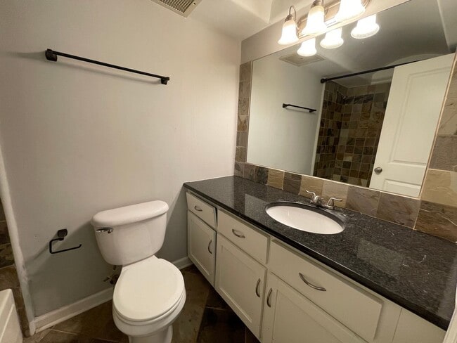 Building Photo - STUDIO APARTMENT LEASING AUGUST 9TH 2026! 1/2 DEPOSIT SPECIAL