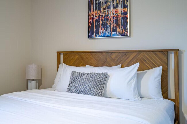 Building Photo - 58 Auburn Dr SW