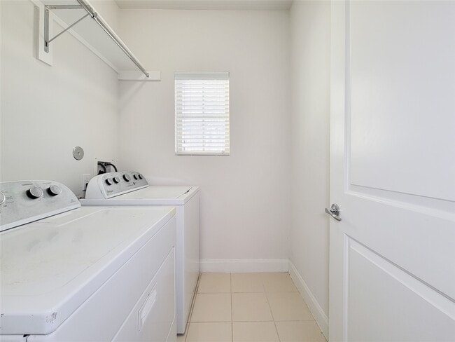 Building Photo - 12 Hermann Park Ct