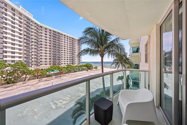 Building Photo - 3801 S Ocean Dr
