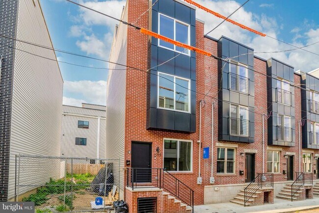 Building Photo - 1713 W Seybert St