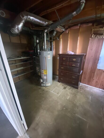 Building Photo - 391 Lancelot Ln