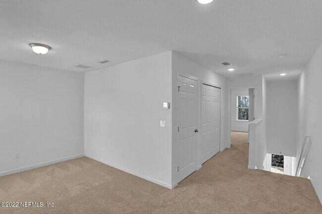 Building Photo - 90 Ridge Lake Rd