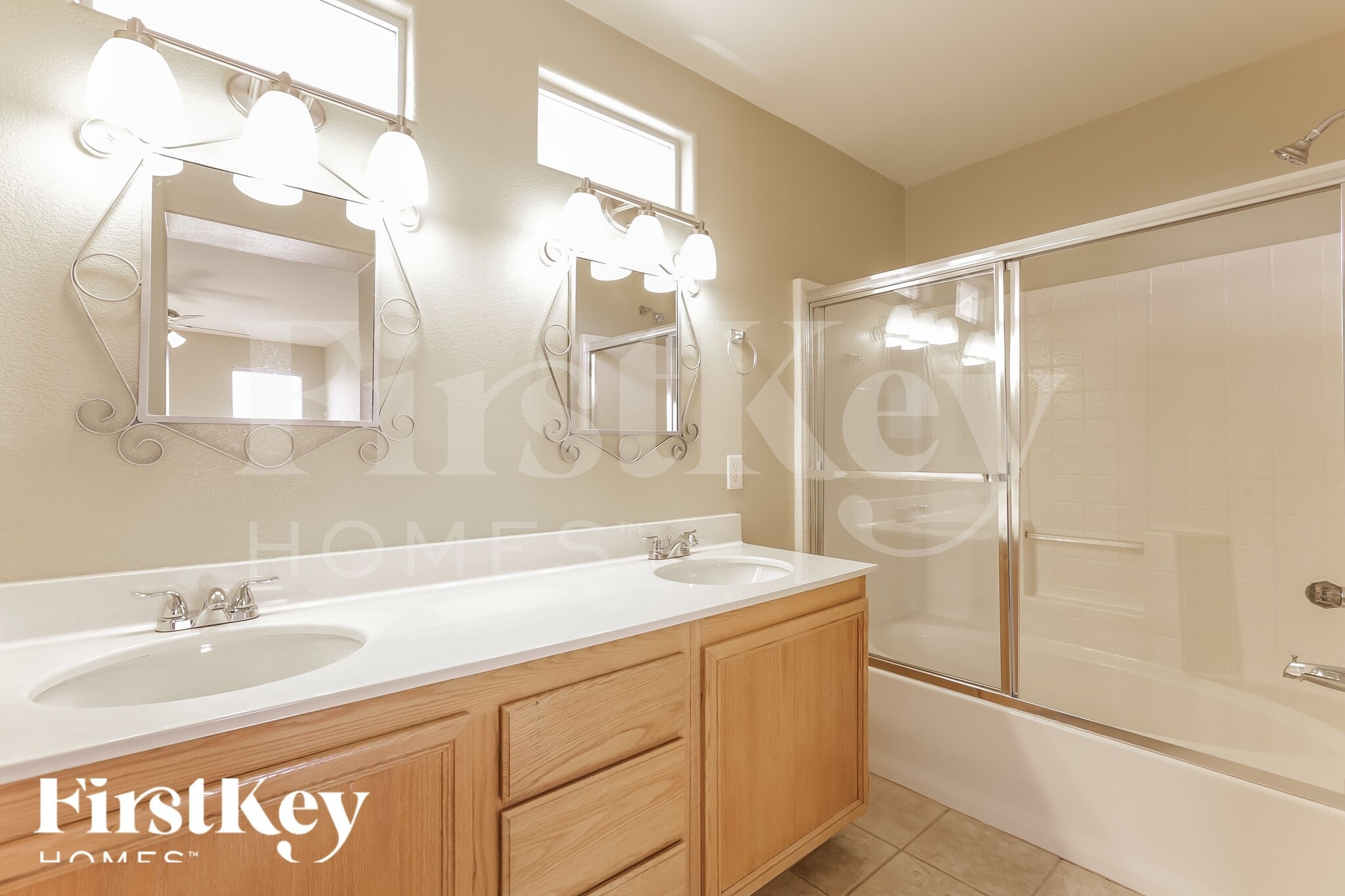 Building Photo - 11035 Calder Ave