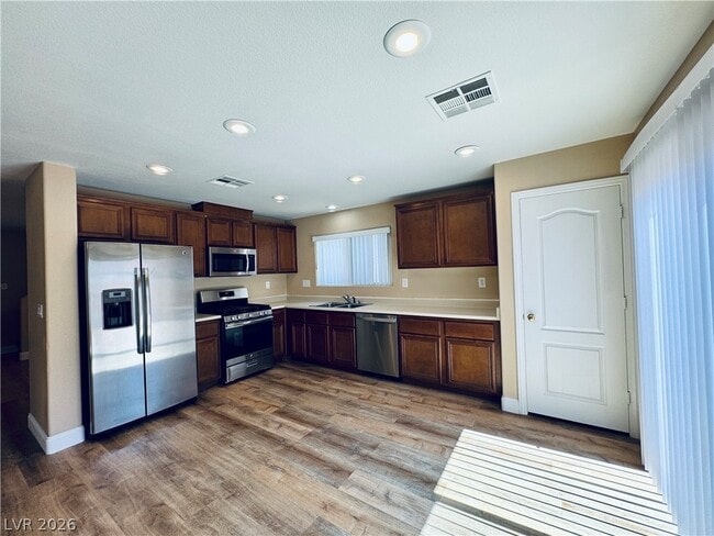 Building Photo - 8617 Palomino Ranch St